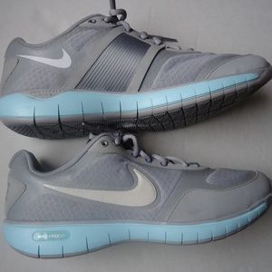 SIZE 11. NIKE training everyday fit running  training sneakers shoes.